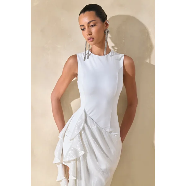 Ada | Robe longue blanche à encolure ronde avec jupe transparente et détails à volants