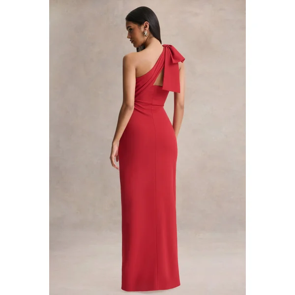 Adara | Robe longue rouge à encolure asymétrique avec détail nœud