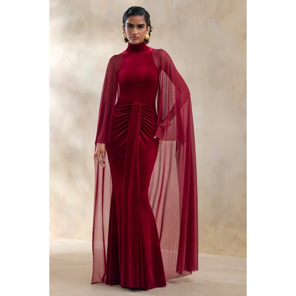 Adoring | Robe longue en velours bordeaux à haute encolure