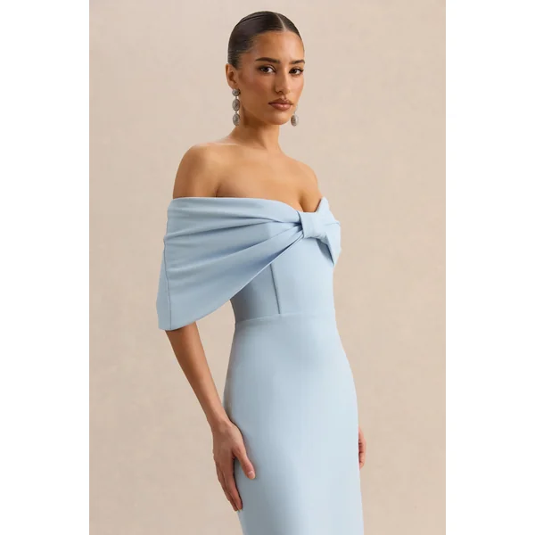Agatha | Robe longue bleu poudré à encolure Bardot avec nœud