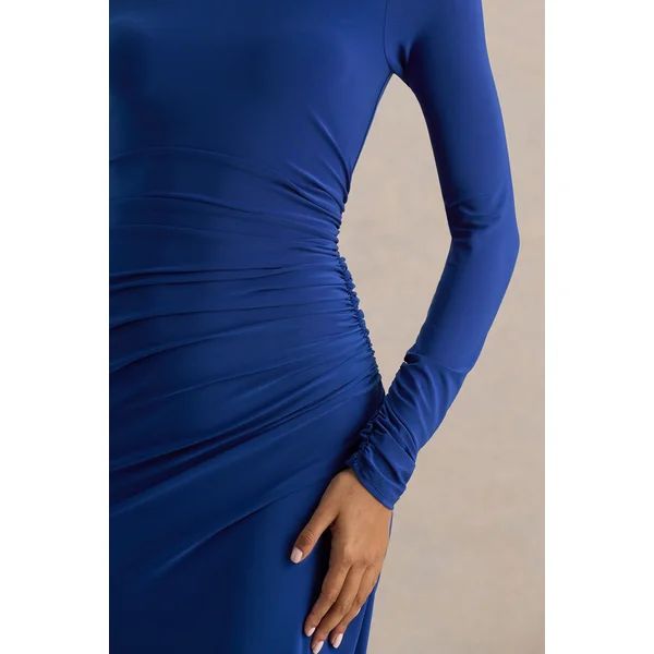 Alluring | Robe longue bleue à col montant avec détails froncés