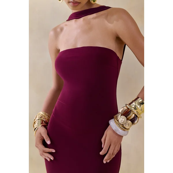 Amariah | Robe mi-longue bordeaux bandeau avec détail foulard