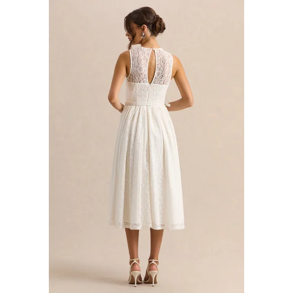 Anabella | Robe mi-longue blanche en dentelle à encolure haute avec ceinture