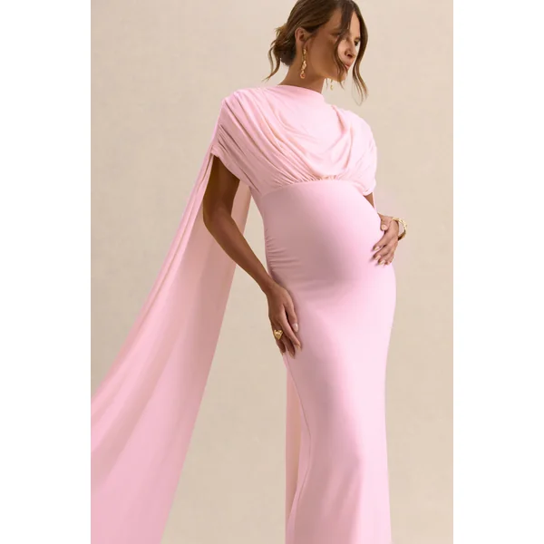 Araminta | Robe longue de maternité rose clair à encolure Bardot avec manches cape