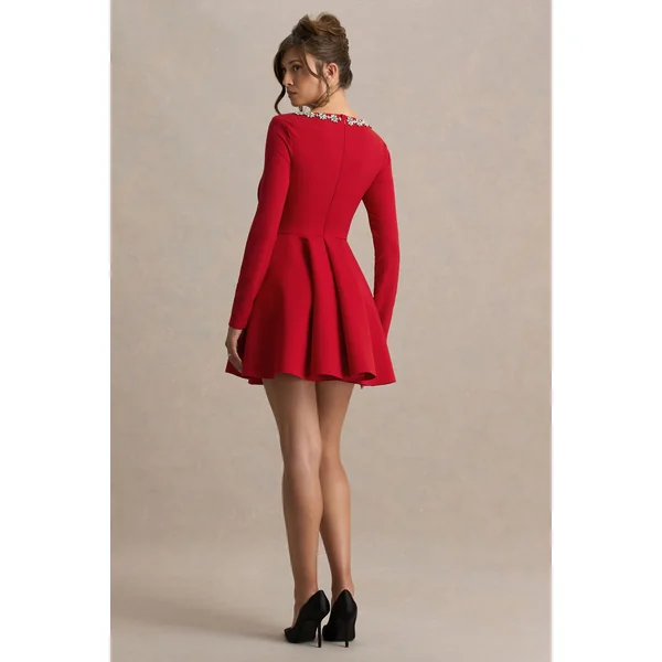 Astonish | Mini-robe rouge à manches longues ornée et jupe volumineuse
