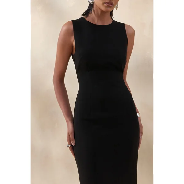 Astrelle | Robe longue noire à col rond