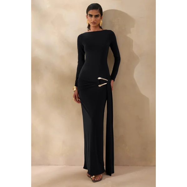 Astrielle | Robe longue noire à encolure large avec détail doré et écharpe