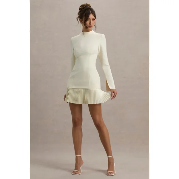 Athena | Mini-robe creme à manches longues et ourlet plissé