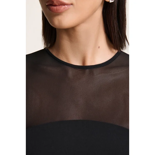 Aviana | Mini-robe noire en mesh à encolure ras-du-cou