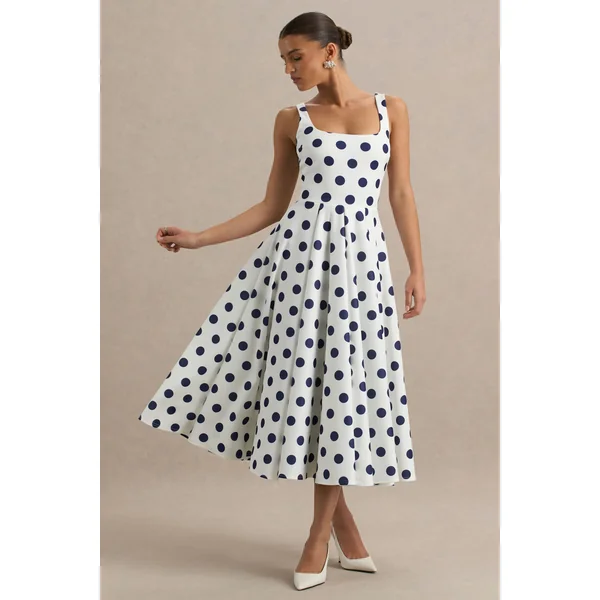 Berta | Robe mi-longue blanche à pois bleu marine et encolure carrée