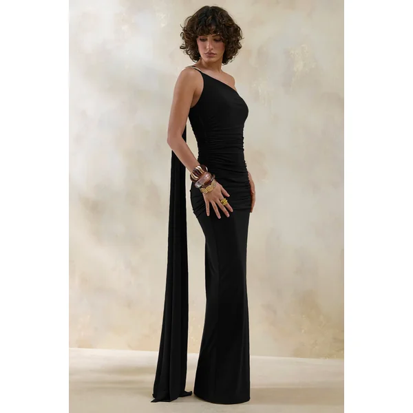 Bettine | Robe longue noire à encolure asymétrique avec manche cape