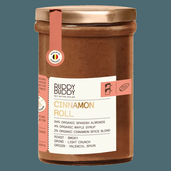 Beurre d'Amande Cinnamon Roll