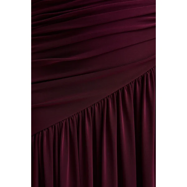 Bexley | Robe longue prune foncé à encolure Bardot avec manches en mesh