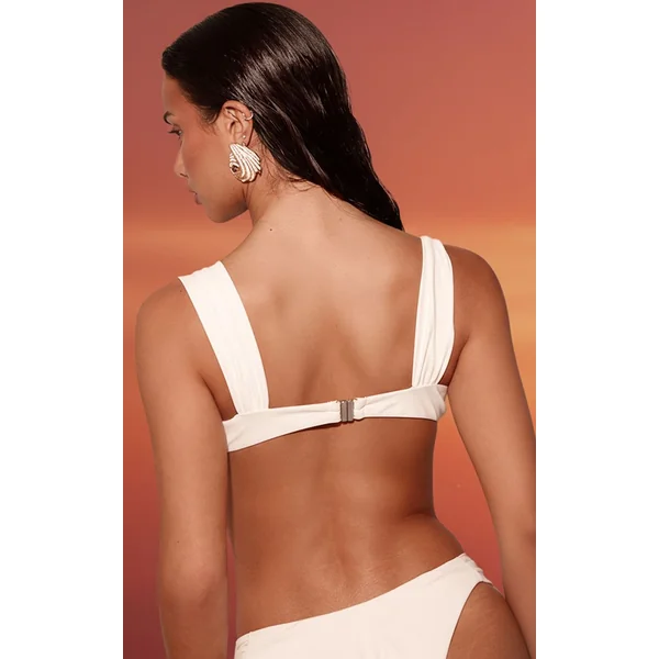 Blanc Haut De Bikini À Armatures