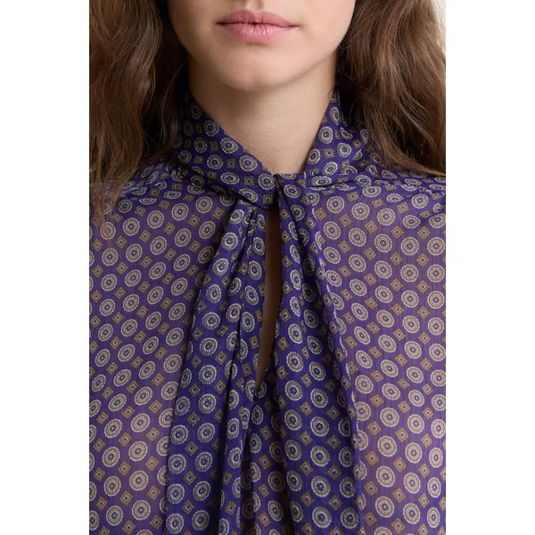 Blouse à nouer sur le devant à imprimé