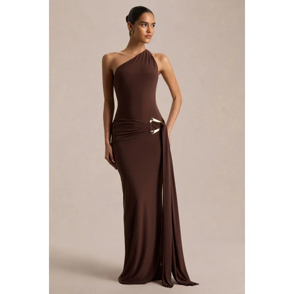 Bonnie | Robe longue brune à encolure asymétrique avec détails froncés