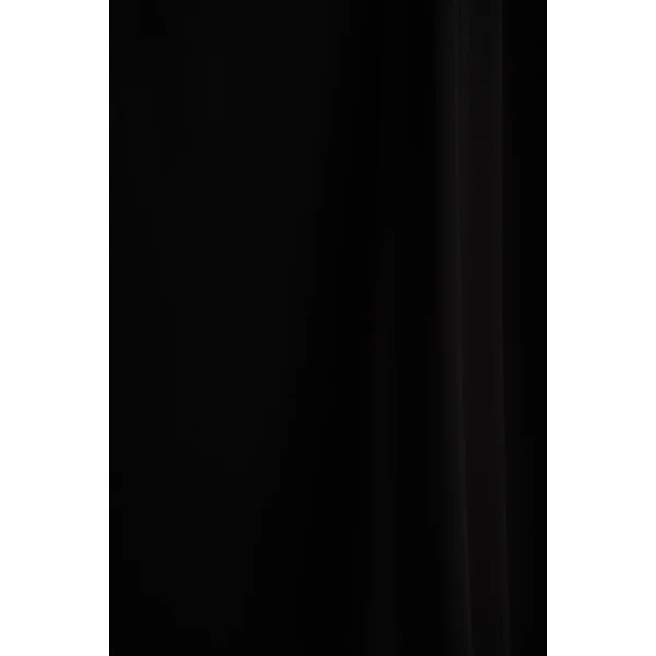 Bonnie | Robe longue noire à encolure asymétrique avec détails froncés