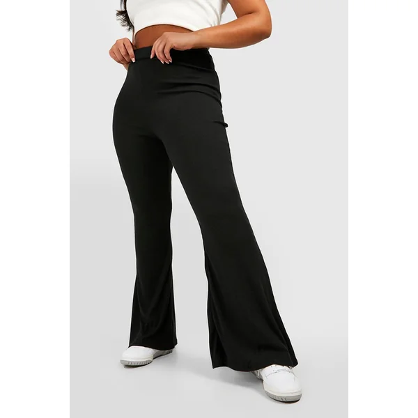 Boohoo Basics Plus Pantalon Évasé à Côtes