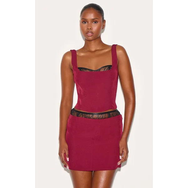 Bordeaux Mini-jupe Tissée Ceinturée Avec Détail Dentelle À La Taille