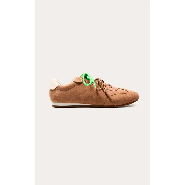 Camel Baskets À Lacets Contrastés En Synthétique