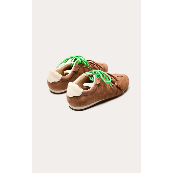 Camel Baskets À Lacets Contrastés En Synthétique