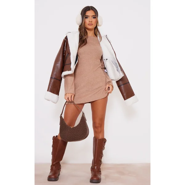 Camel Robe Droite Côtelée Brossée À Manches Évasées