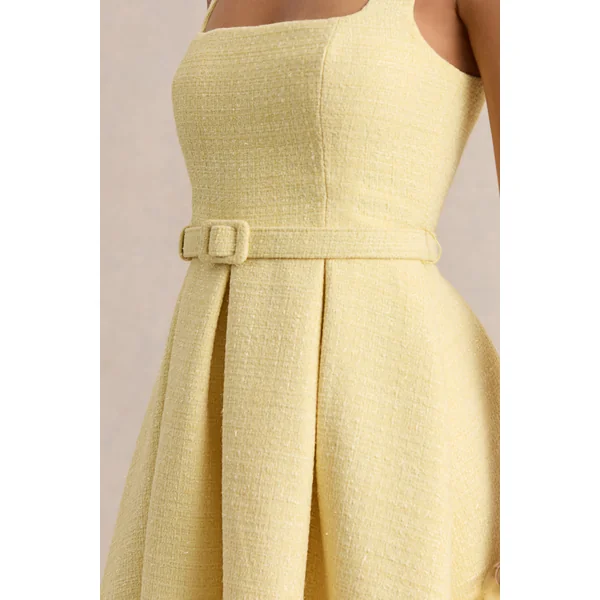 Camoria | Robe mi-longue citron en bouclé à encolure carrée