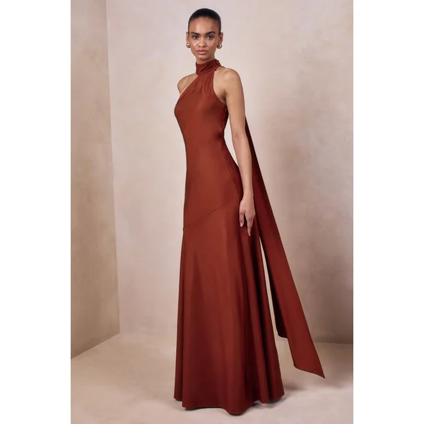 Cara | Robe longue en satin rouille à encolure haute