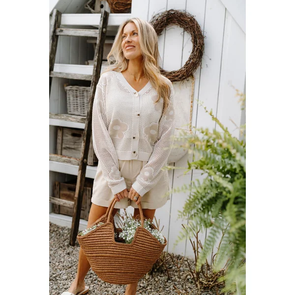 Cardigan AUDREY en crochet avec fleurs - beige pâle