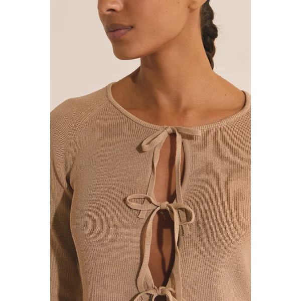 Cardigan à manches longues avec détails nœuds