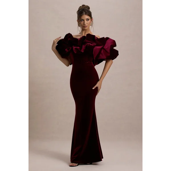 Cecily | Robe longue en velours bordeaux à encolure bardot avec volant en velours