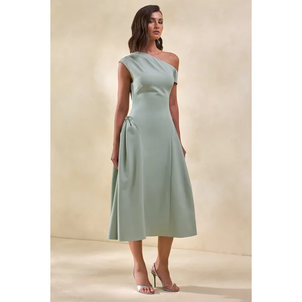 Celosia | Robe mi-longue sauge à encolure asymétrique avec détails argentés