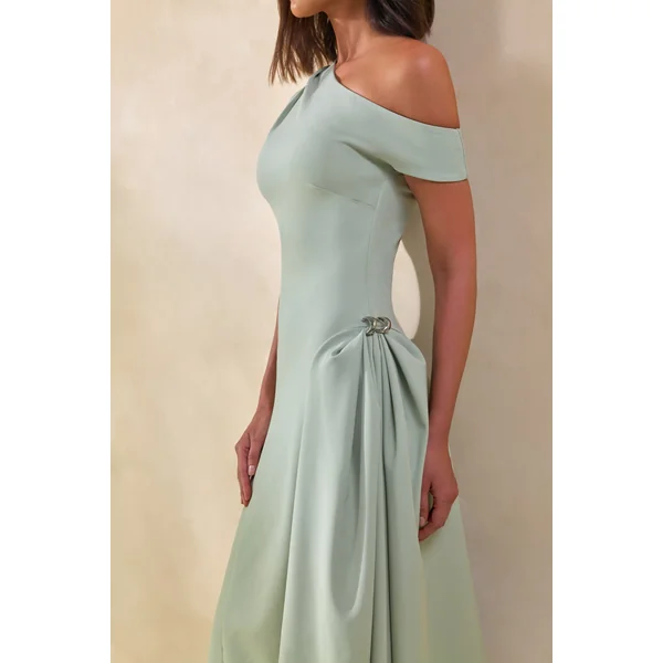 Celosia | Robe mi-longue sauge à encolure asymétrique avec détails argentés
