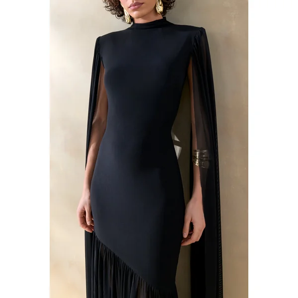 Chantelle | Robe longue noire à col montant avec taille basse et manches cape