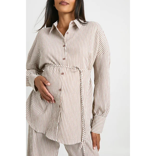 Chemise rayée de maternité à nouer à la taille