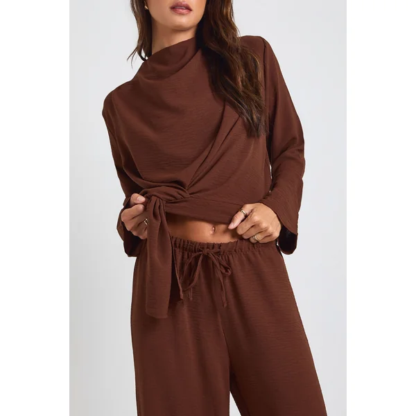 Chemisier allongé à manches longues en drapé tissé et pantalon coordonné