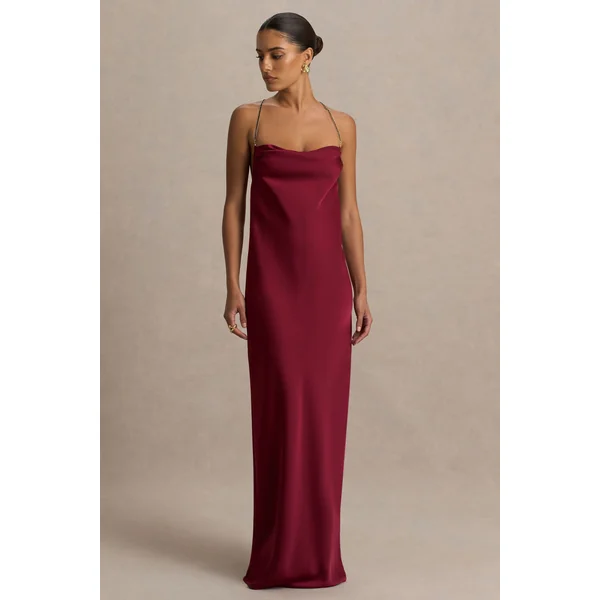 Cher | Robe longue bordeaux en satin à encolure carrée et dos ouvert orné de détails