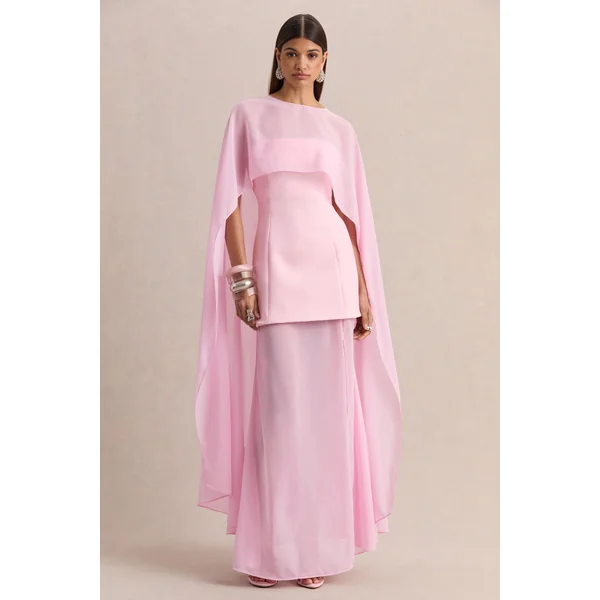 Chessa | Robe longue rose clair à encolure bateau avec cape transparente