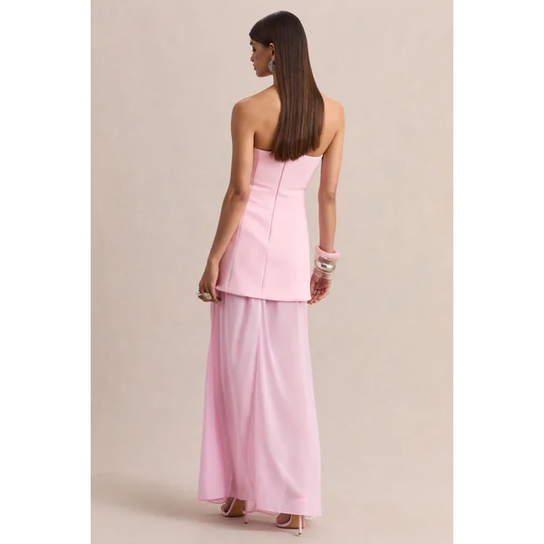 Chessa | Robe longue rose clair à encolure bateau avec cape transparente