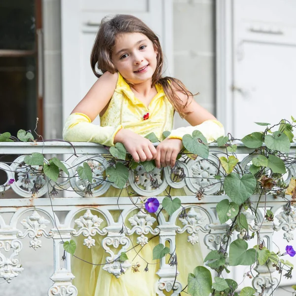 Children's costume – Belle castle princess dress