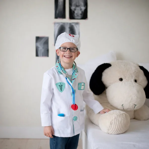 Children's doctor costume with accessories