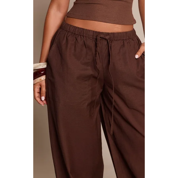 Chocolat Foncé Pantalon Petite En Lin Avec Taille À Cordon Coulissant