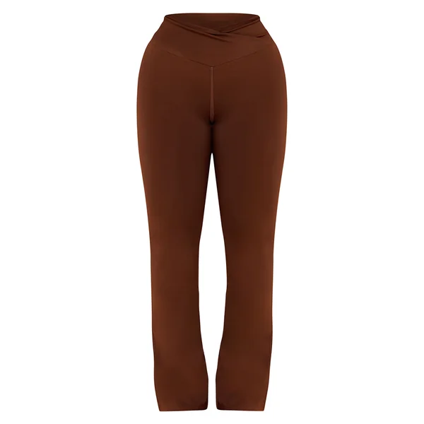 Chocolat Pantalon Large Sculptant À Jambe Évasée Avec Devant Cache-cœur En V Shape