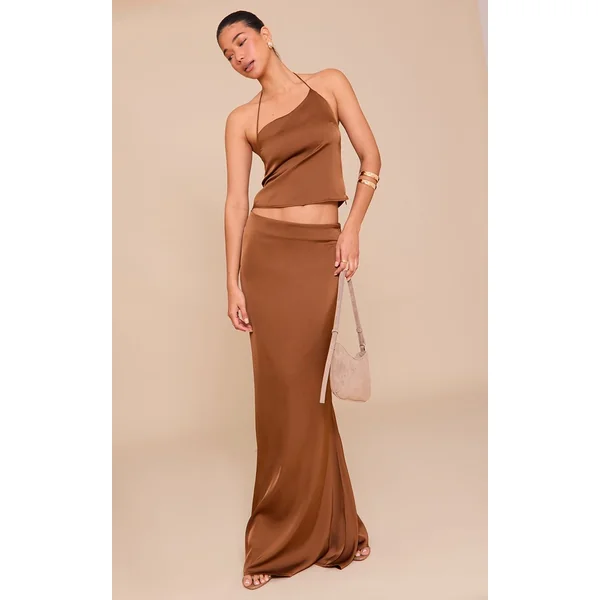 Chocolat Top Court Dos Nu En Satin