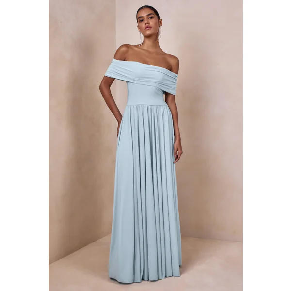 Cindie | Robe longue bleu poudré à col bardot