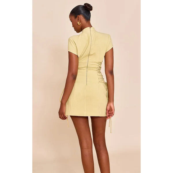Citron Vert Pâle Robe Évasée PLT Label Avec Col Montant Ajusté Et Laçage