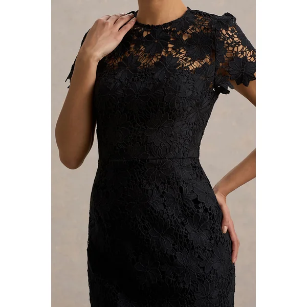 Clarissa | Robe mi-longue plissée noire en dentelle à manches courtes