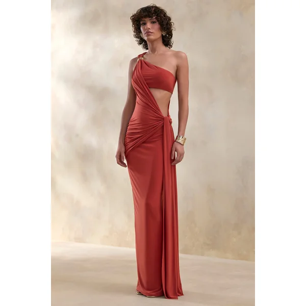 Clarosia | Robe longue rouille à encolure asymétrique avec découpes et détail écharpe
