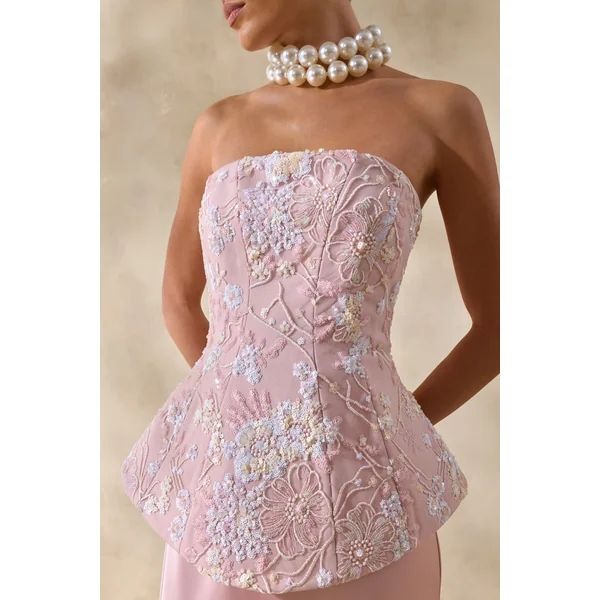 Corvina | Robe longue rose à fleurs ornées avec corset bandeau