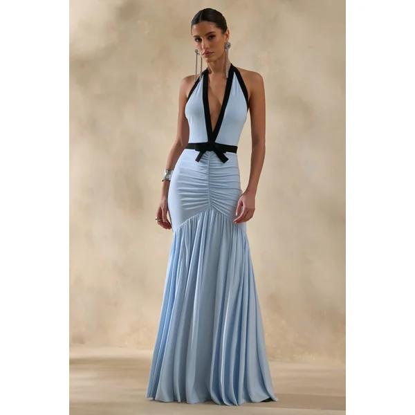 Cosmina | Robe longue bleu poudré à encolure plongeante avec détail nœud